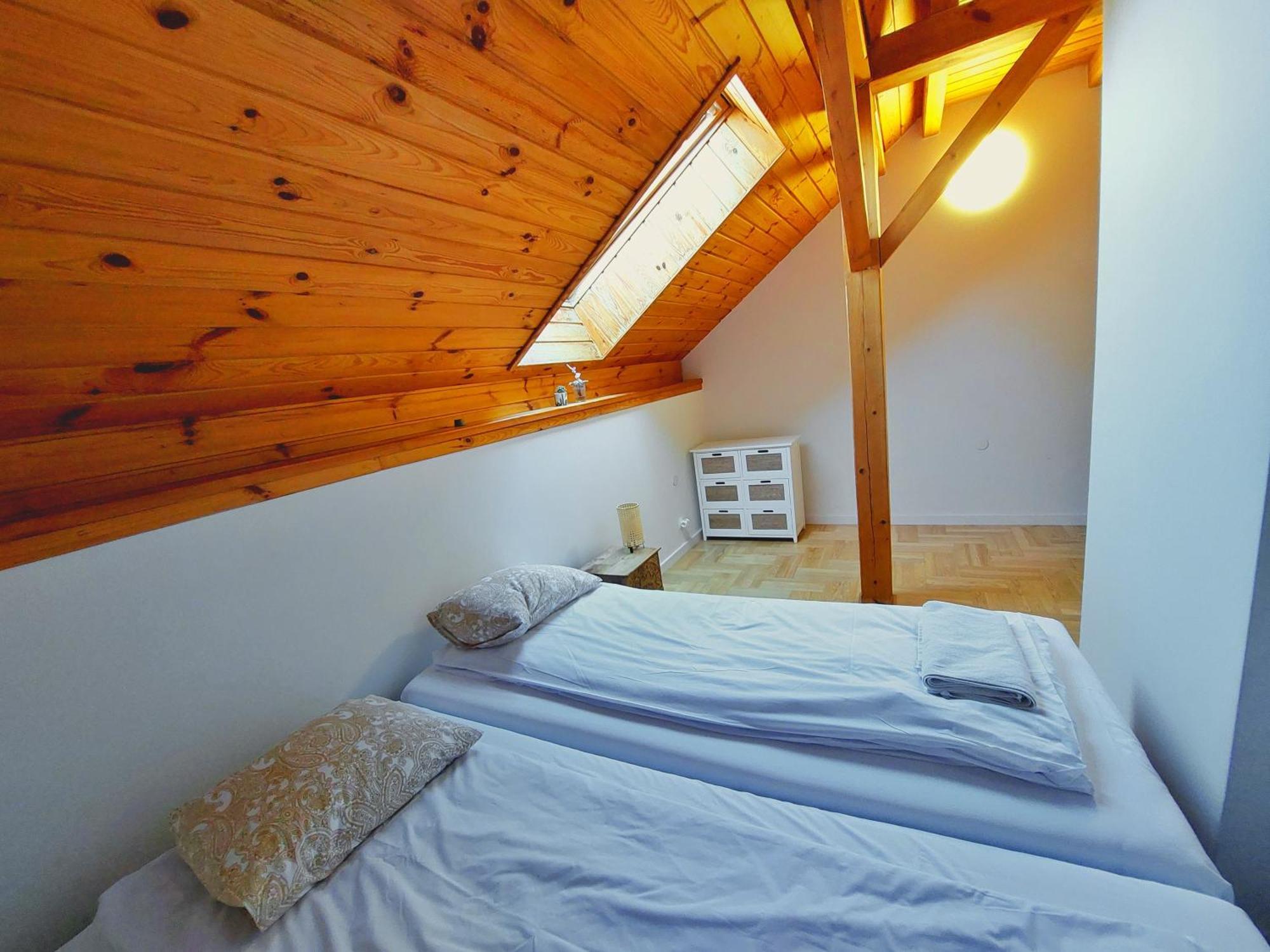 Blisshouse Luxurious Guesthouse Calm And Energetic Spot Near By City Surrounded By The Forest Where You Will Find Your Peace And Your People 크라쿠프 외부 사진