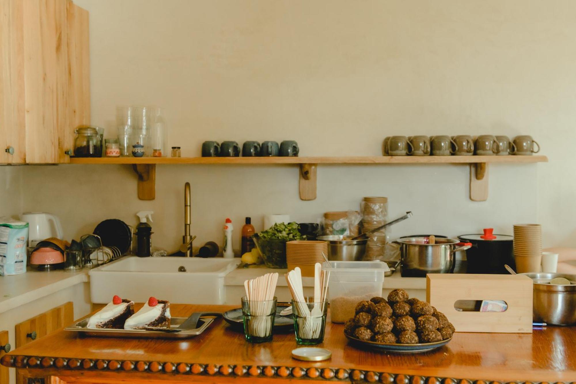 Blisshouse Luxurious Guesthouse Calm And Energetic Spot Near By City Surrounded By The Forest Where You Will Find Your Peace And Your People 크라쿠프 외부 사진
